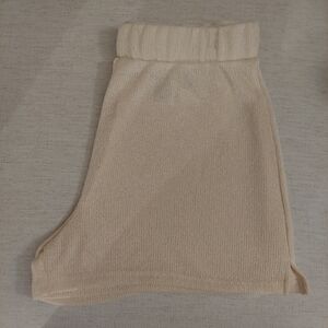 Knit Ribbed Cream Shorts